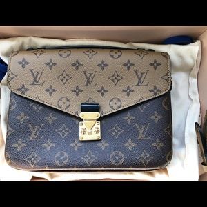 Louis Vuitton pochette metis reverse new